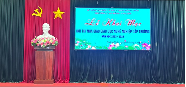 KHAI MẠC HỘI THI NHÀ GIÁO GDNN CẤP TRƯỜNG NĂM 2024 KHAI MẠC HỘI THI NHÀ GIÁO GDNN CẤP TRƯỜNG NĂM 2024