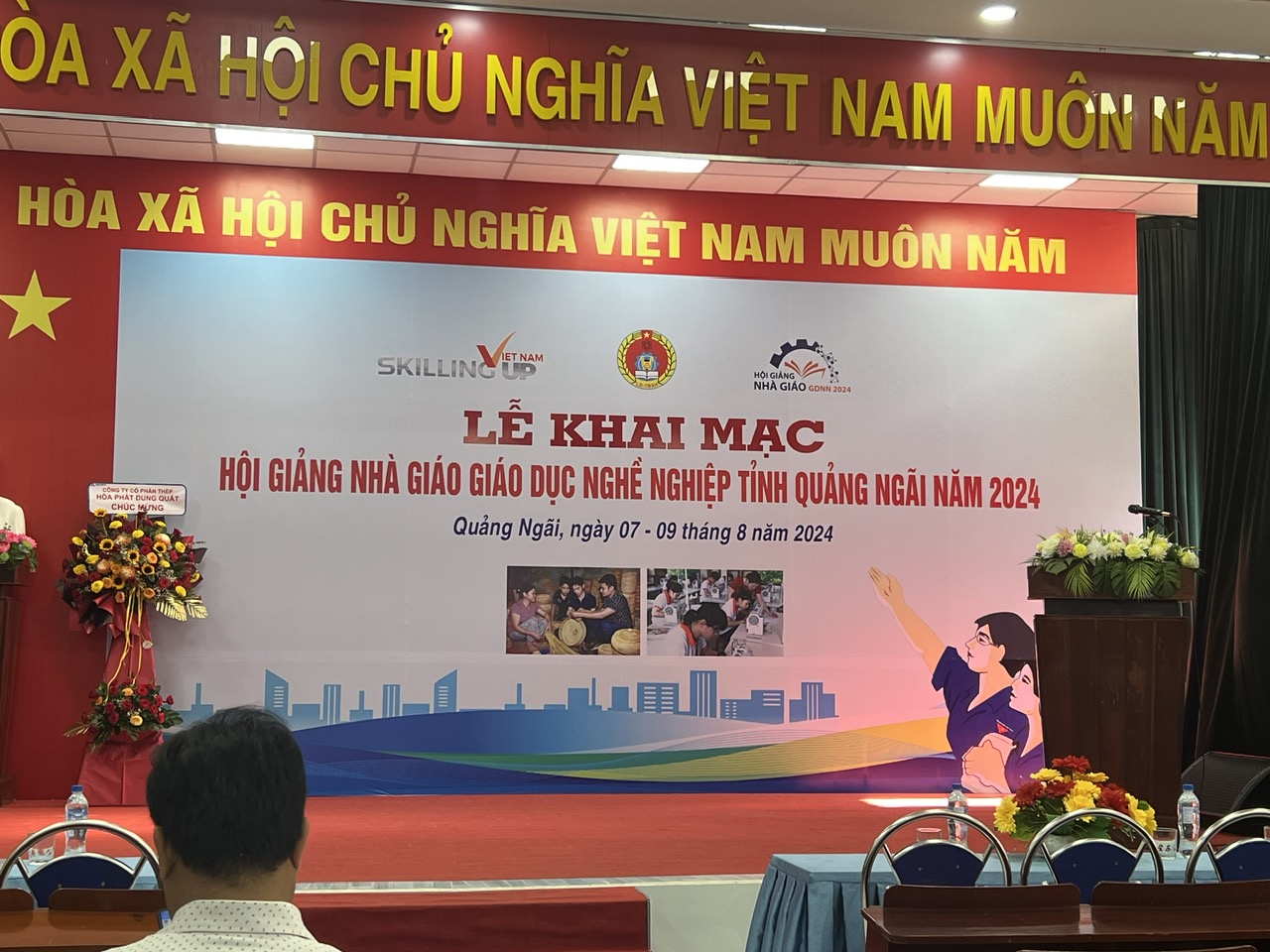 Khai Mạc Hội Giảng Nhà Giáo GDNN Tỉnh Quảng Ngãi Tại Trường Cao Đẳng Cơ Giới Khai Mạc Hội Giảng Nhà Giáo GDNN Tỉnh Quảng Ngãi Tại Trường Cao Đẳng Cơ Giới