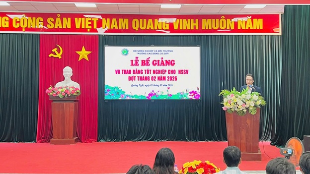 Lễ Bế Giảng Và Trao Bằng Tốt Nghiệp Các Lớp Cao Đẳng Khóa 47