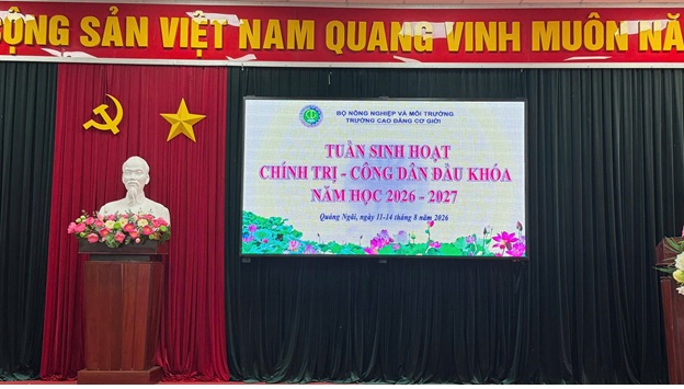 Tuần sinh hoạt CTCD đầu khóa cho HSSV khóa 50